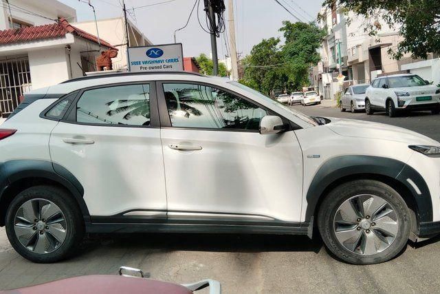 Hyundai Kona Premium Second-hand 2023 Hyundai Kona Premium for sale in Coimbatore