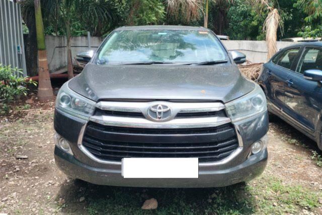 Second-hand 2017 Toyota Innova Crysta 2.4 G MT BSIV for sale in Pune