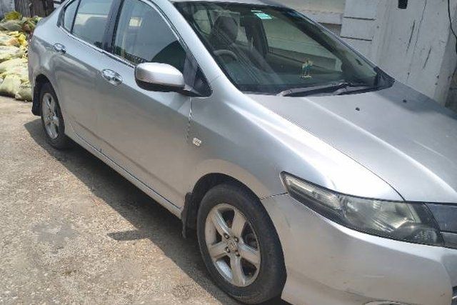 Second-hand 2010 Honda City 1.5 V MT for sale in Meerut