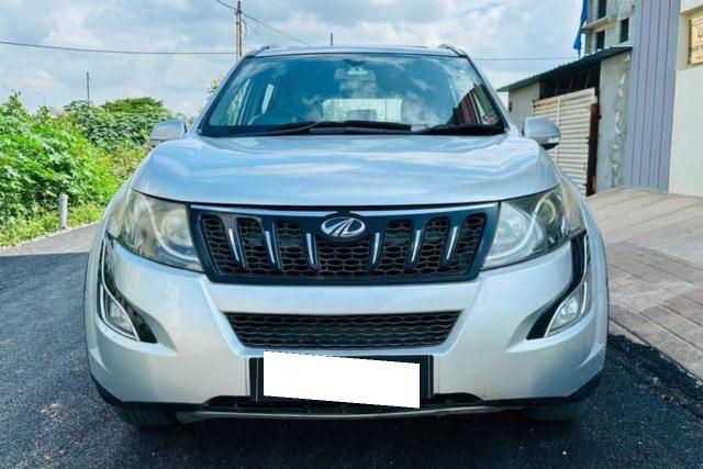 Second-hand 2016 Mahindra XUV500 AT W10 FWD for sale in Bangalore