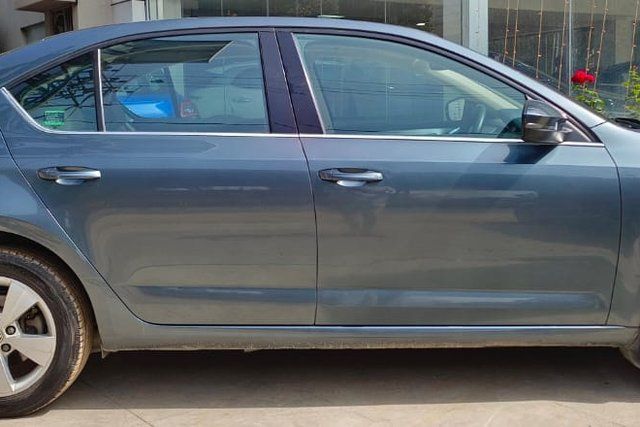 Second-hand 2018 Skoda Octavia 1.8 TSI AT Style for sale in Bangalore