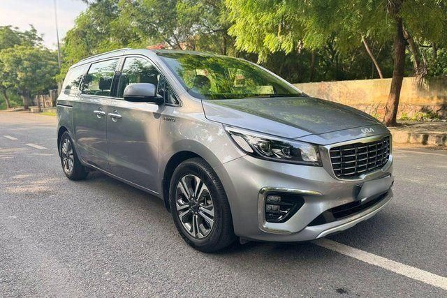 Kia Carnival Prestige Second-hand 2022 Kia Carnival Prestige for sale in New Delhi