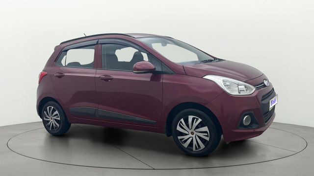 Second-hand 2016 Hyundai Grand i10 Sportz for sale in Bangalore