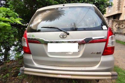 Used 2.5 G (Diesel) 7 Seater BS IV