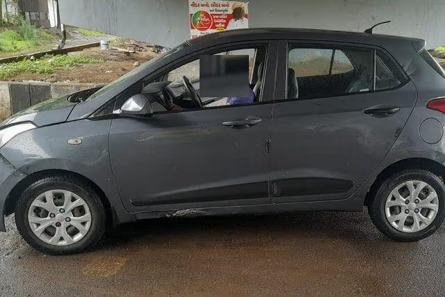 Second-hand 2013 Hyundai Grand i10 Magna for sale in Surat