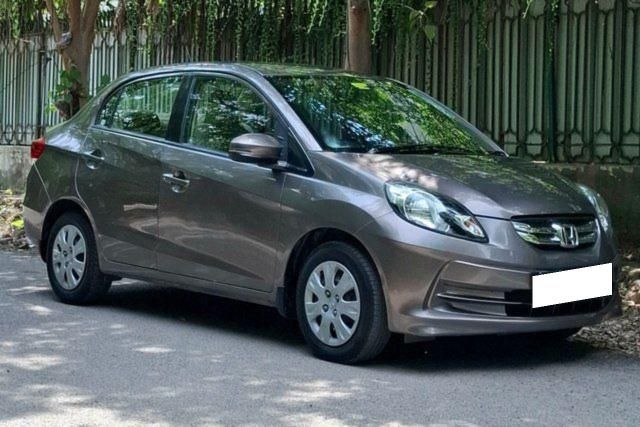 Honda Amaze E i-Vtech Second-hand 2015 Honda Amaze E i-Vtech for sale in New Delhi