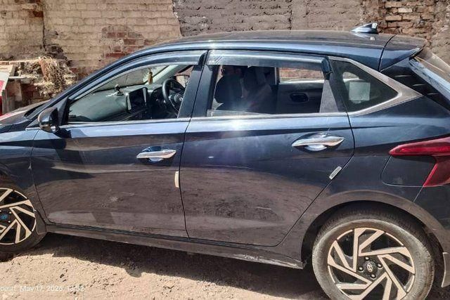 Second-hand 2025 Hyundai i20 Asta for sale in Banda