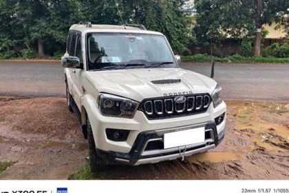 3 Used Mahindra Scorpio