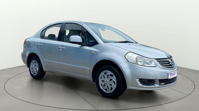 Maruti Suzuki SX4 Vxi BSIV Second-hand 2013 Maruti Suzuki SX4 Vxi BSIV for sale in Ahmedabad