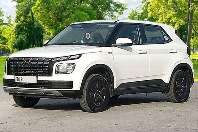 Second-hand 2025 Hyundai Venue E for sale in New Delhi