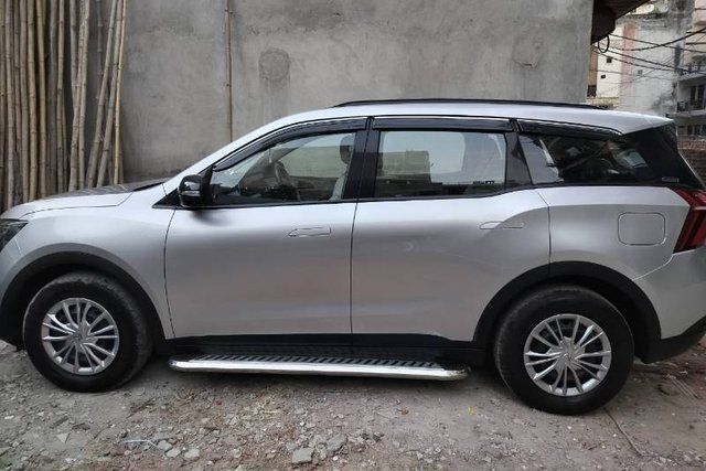 Second-hand 2022 Mahindra XUV700 AX3 Diesel BSVI for sale in Faridabad