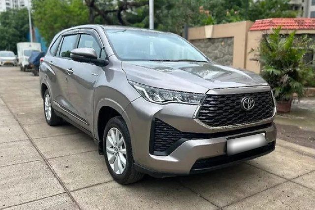Toyota Innova Hycross VX 7STR Hybrid Second-hand 2023 Toyota Innova Hycross VX 7STR Hybrid for sale in Mumbai