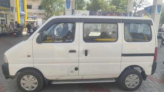 Second-hand 2023 Maruti Suzuki Eeco 5 Seater AC (O) CNG BSVI for sale in Ahmedabad