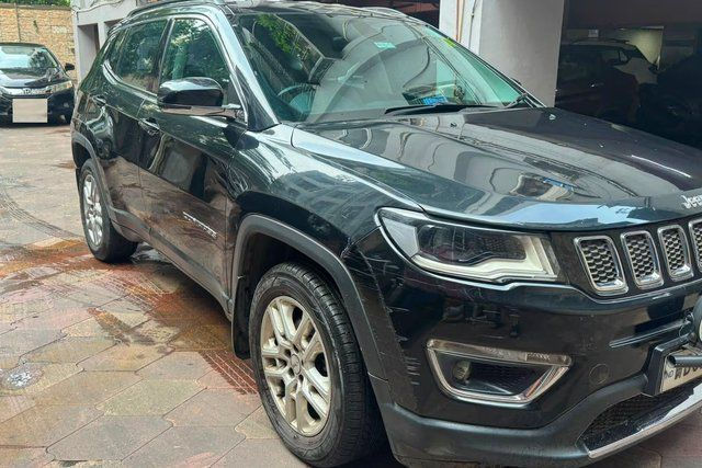 Jeep Compass 2.0 Limited 4X4 Second-hand 2018 Jeep Compass 2.0 Limited 4X4 for sale in Kolkata