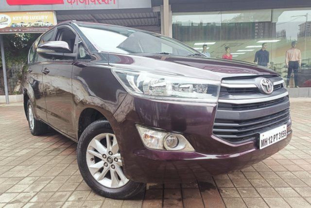 Second-hand 2017 Toyota Innova Crysta 2.8 GX AT BSIV for sale in Mumbai