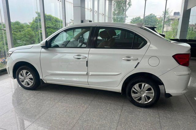 Second-hand 2019 Honda Amaze S Petrol BSIV for sale in Mohali