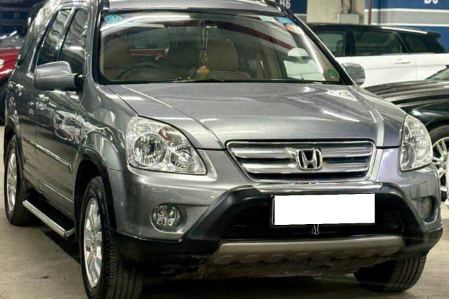 Honda CR-V 2.4L 4WD Second-hand 2005 Honda CR-V 2.4L 4WD for sale in Mumbai