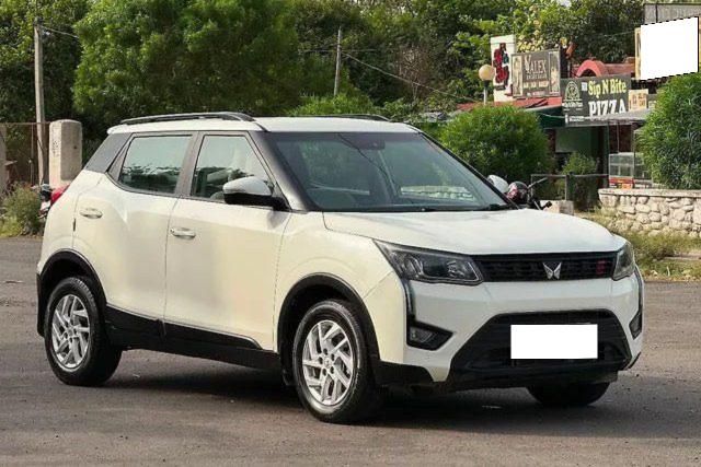 Second-hand 2023 Mahindra XUV300 W8 Diesel for sale in Rajpura