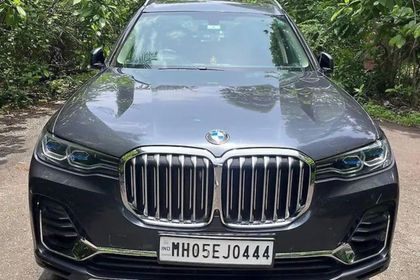Used xDrive30d DPE Signature