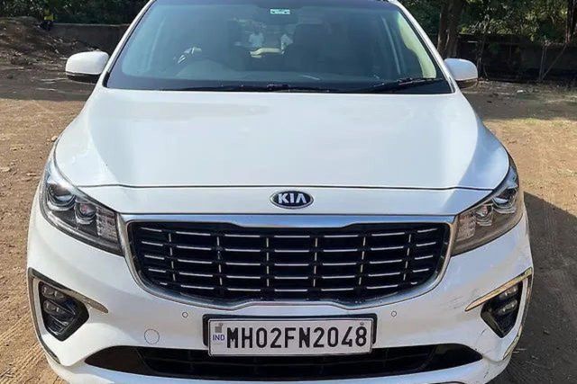 Second-hand 2021 Kia Carnival Limousine for sale in Mumbai