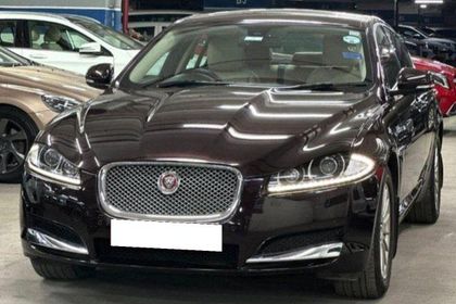 2014 जगुआर एक्सएफ 2.0 Litre Petrol