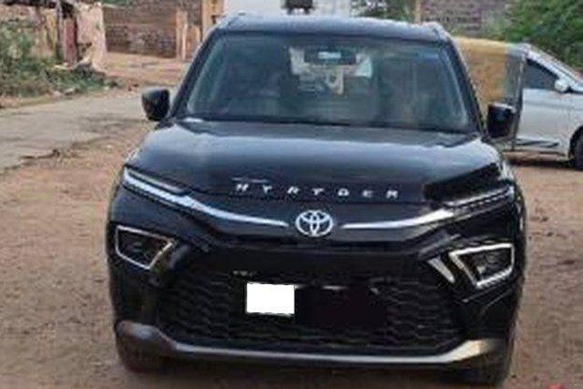 Toyota Hyryder V HYBRID Dual Tone Second-hand 2026 Toyota Hyryder V HYBRID Dual Tone for sale in Phalodi