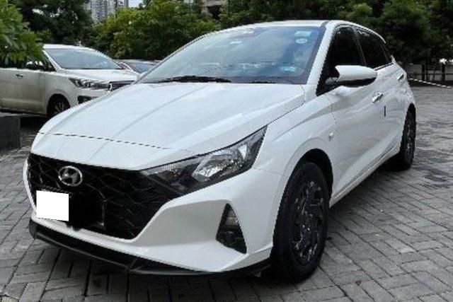 Second-hand 2021 Hyundai i20 Magna Diesel for sale in Pune
