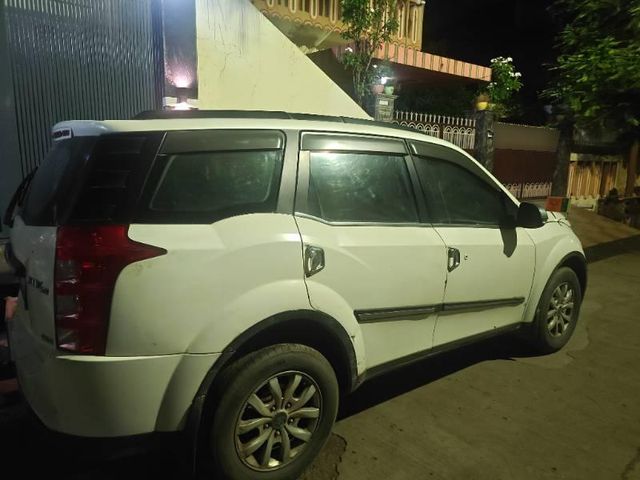 Second-hand 2017 Mahindra XUV500 R W10 FWD for sale in Gorakhpur