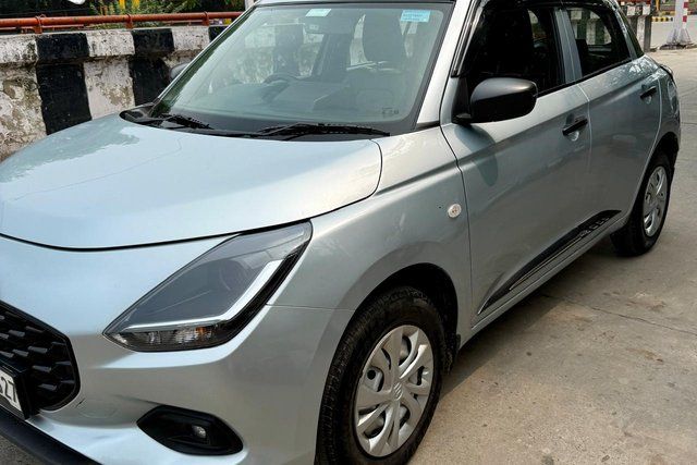 Maruti Suzuki Swift LXi Second-hand 2024 Maruti Suzuki Swift LXi for sale in New Delhi