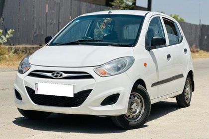 2014 हुंडई आई10 Magna 1.1L