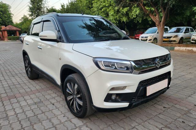 Second-hand 2019 Maruti Suzuki Vitara Brezza VDi AMT for sale in New Delhi