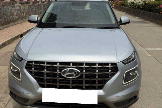 Second-hand 2020 Hyundai Venue SX Plus Turbo DCT for sale in Mumbai