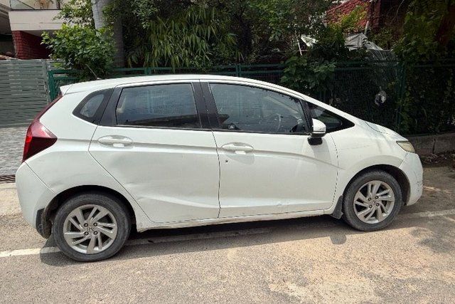 Second-hand 2016 Honda Jazz 1.2 E i VTEC for sale in Kanpur