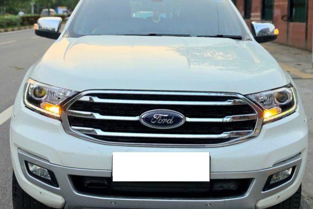 Second-hand 2019 Ford Endeavour 2.2 Titanium AT 4X2 for sale in New Delhi