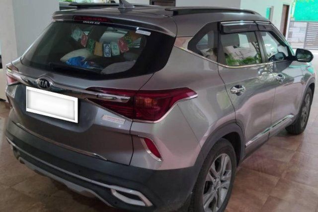Kia Seltos HTX IVT G Second-hand 2021 Kia Seltos HTX IVT G for sale in Hyderabad