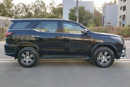 Used 4X2 AT