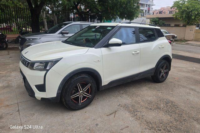 Mahindra XUV300 W6 Diesel BSIV Second-hand 2019 Mahindra XUV300 W6 Diesel BSIV for sale in Jaipur