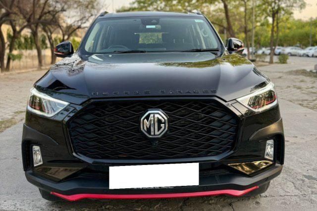 Second-hand 2023 MG Gloster Black Storm 4x4 6Str for sale in New Delhi