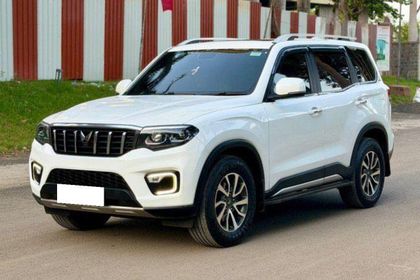 Used Z8 Diesel 4x4 AT BSVI