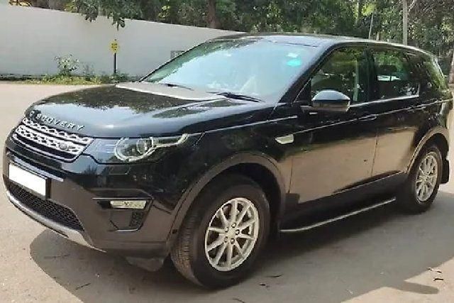 Second-hand 2017 Land Rover Discovery Sport Si4 HSE for sale in New Delhi