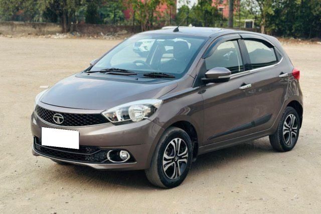 Second-hand 2019 Tata Tiago 1.2 Revotron XZA for sale in New Delhi