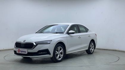 2022 Skoda Octavia 1.8 TSI AT स्टाइल