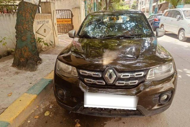 Renault KWID 1.0 RXT Second-hand 2017 Renault KWID 1.0 RXT for sale in Hyderabad