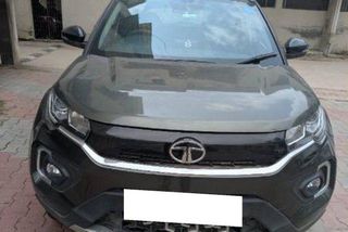 Used XZA plus S DT AMT BSVI