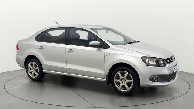 Second-hand 2013 Volkswagen Vento Petrol Highline AT for sale in Chennai