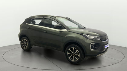 Used XZ Plus S 2020-2022