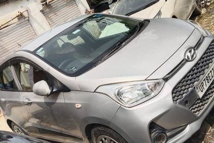 42 Used Hyundai Grand i10 in Kanpur