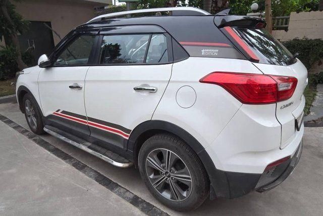 Hyundai Creta 1.6 VTVT Anniversary Edition Second-hand 2016 Hyundai Creta 1.6 VTVT Anniversary Edition for sale in Agra