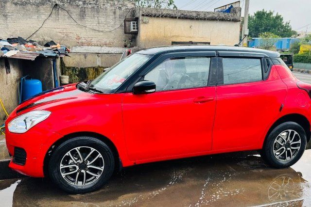 Second-hand 2019 Maruti Suzuki Swift VXI for sale in Noida