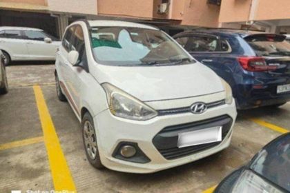 90 Used Hyundai Grand i10 in Ahmedabad